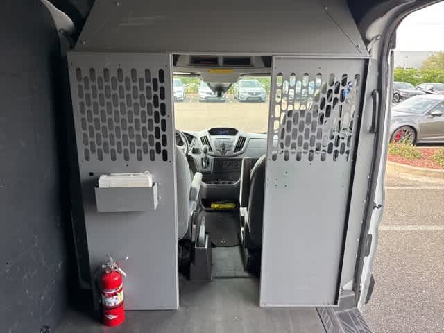 Thumbnail: 2015 Ford Transit Series - 19