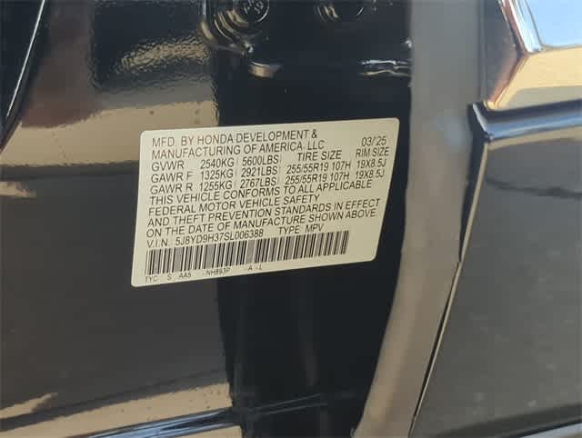 Thumbnail: 2025 Acura MDX - 36