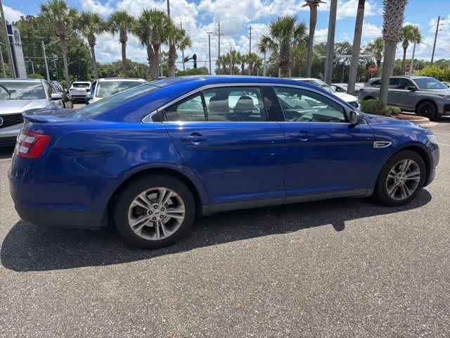 Thumbnail: 2015 Ford Taurus - 11