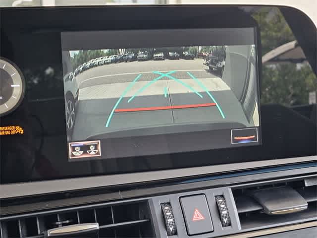2022 Lexus ES  30