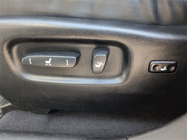 Thumbnail: 2015 Lexus RX - 18