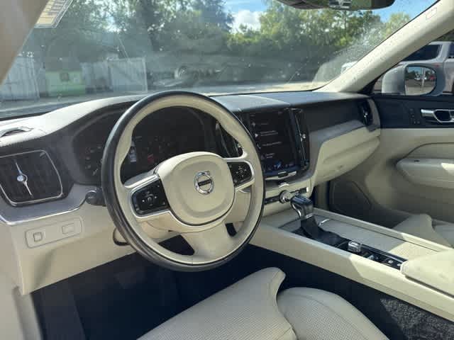 Thumbnail: 2021 Volvo XC60 - 7