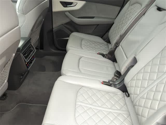 Thumbnail: 2024 Audi Q7 - 21