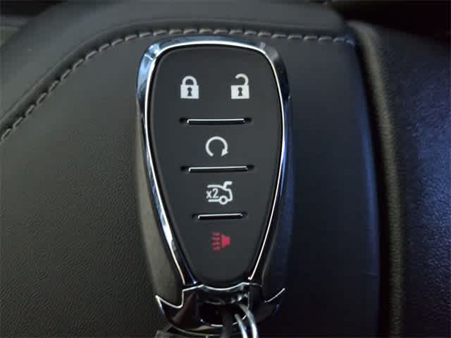 Thumbnail: 2023 Chevrolet Camaro - 32