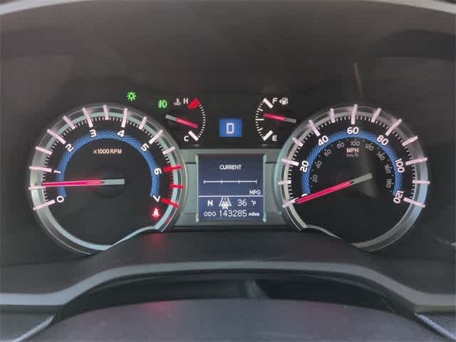 Thumbnail: 2017 Toyota 4Runner - 34