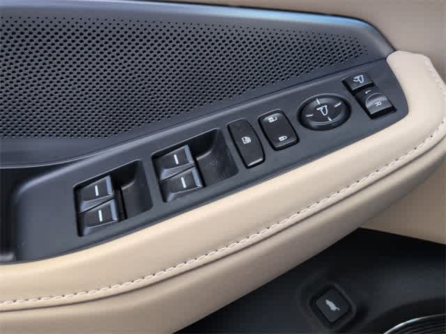 Thumbnail: 2026 Acura MDX - 42