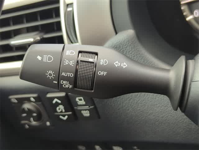 Thumbnail: 2023 Lexus GX - 29