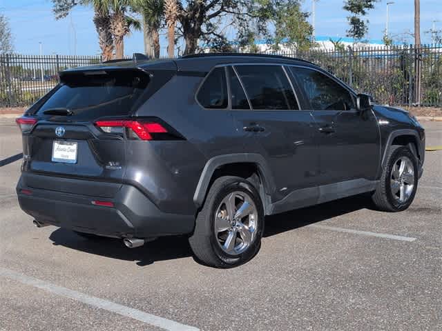 Thumbnail: 2021 Toyota RAV4 - 8