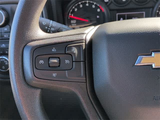 Thumbnail: 2024 Chevrolet Silverado 1500 - 24