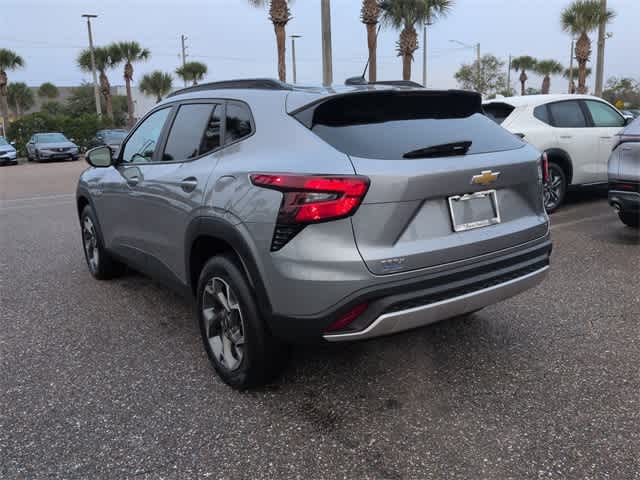 Thumbnail: 2024 Chevrolet Trax - 6