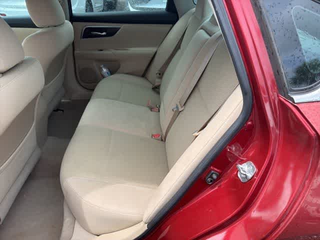 Thumbnail: 2014 Nissan Altima - 24