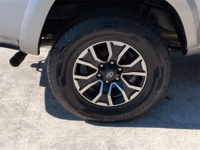 Thumbnail: 2021 Toyota Tacoma - 14