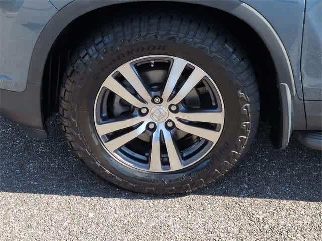 Thumbnail: 2017 Honda Pilot - 14