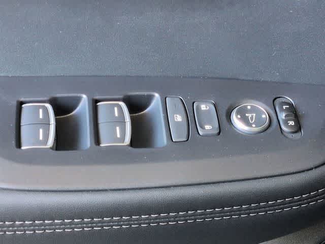 Thumbnail: 2025 Acura ADX - 41