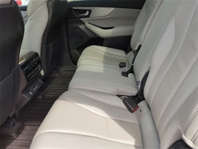 Thumbnail: 2023 Acura MDX - 21