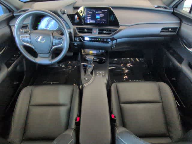 Thumbnail: 2023 Lexus UX - 16