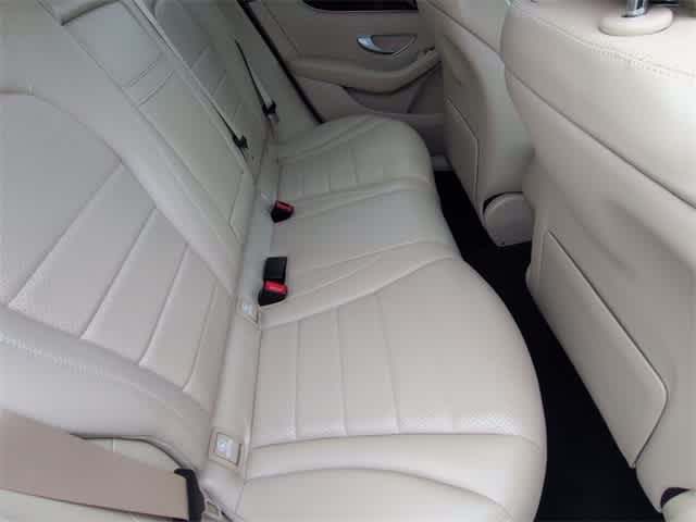 Thumbnail: 2022 Mercedes-Benz GLC - 21