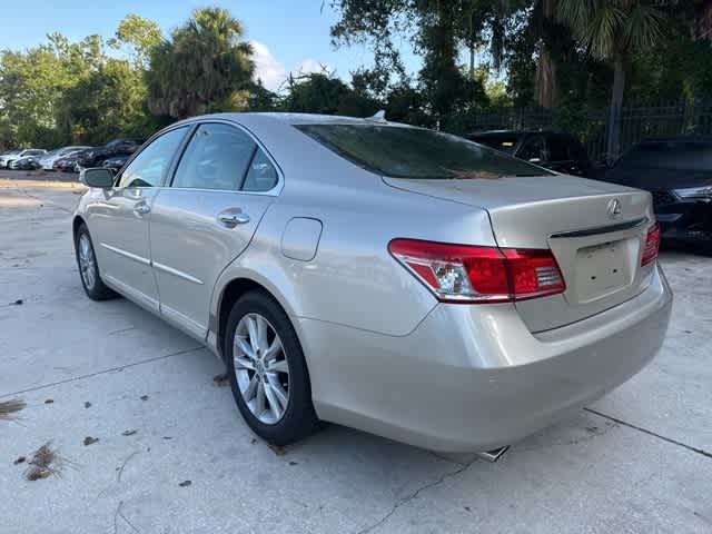 Thumbnail: 2011 Lexus ES - 4