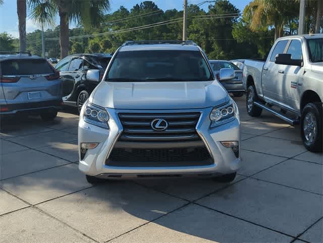 Thumbnail: 2015 Lexus GX - 3