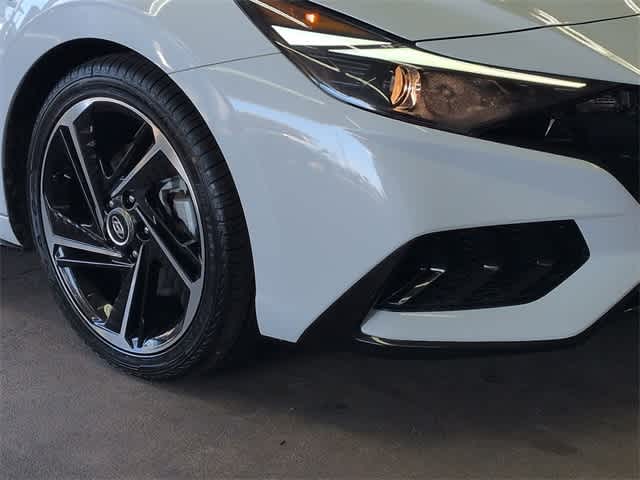 Thumbnail: 2022 Hyundai Elantra - 11