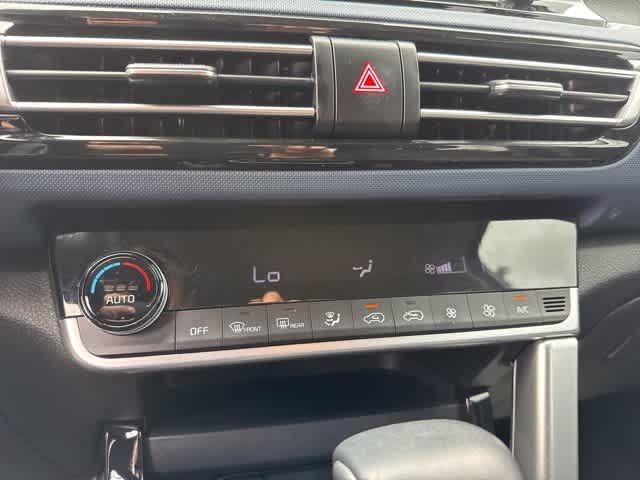 Thumbnail: 2023 Kia Seltos - 24