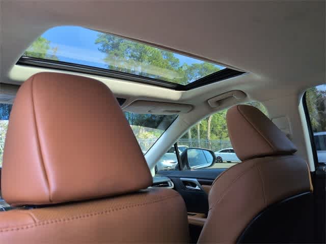 Thumbnail: 2022 Lexus RX - 23