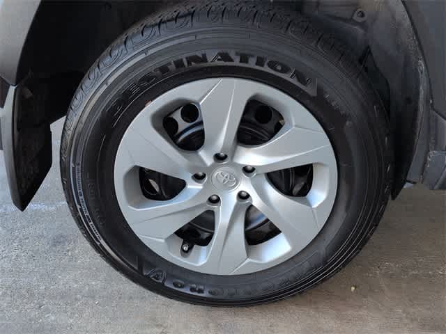 Thumbnail: 2023 Toyota RAV4 - 14