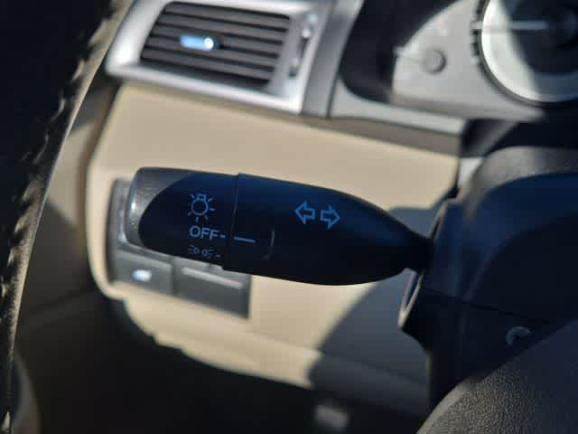 Thumbnail: 2012 Honda Odyssey - 27