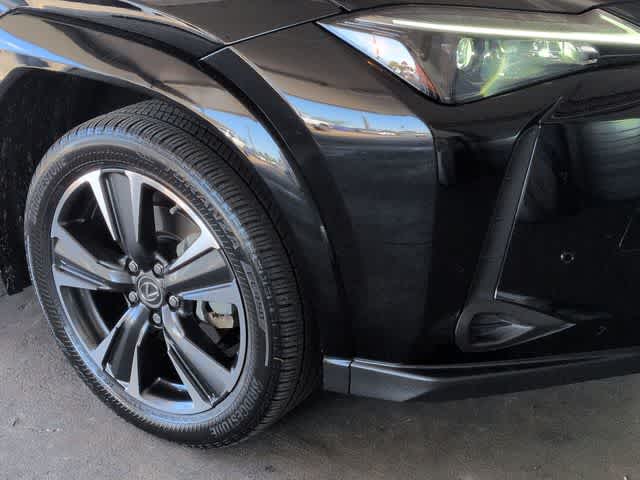 Thumbnail: 2023 Lexus UX - 11