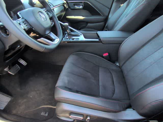 Thumbnail: 2025 Acura ADX - 17