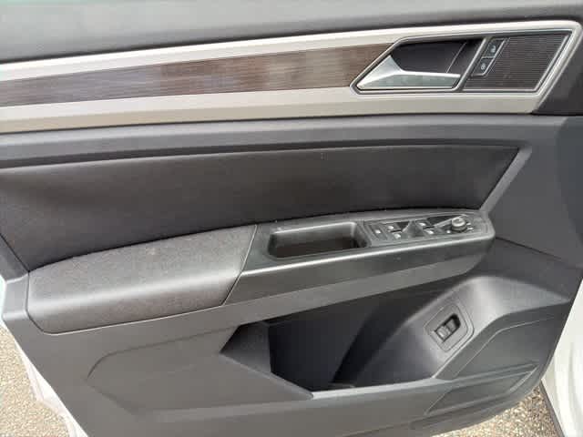 Thumbnail: 2018 Volkswagen Atlas - 13