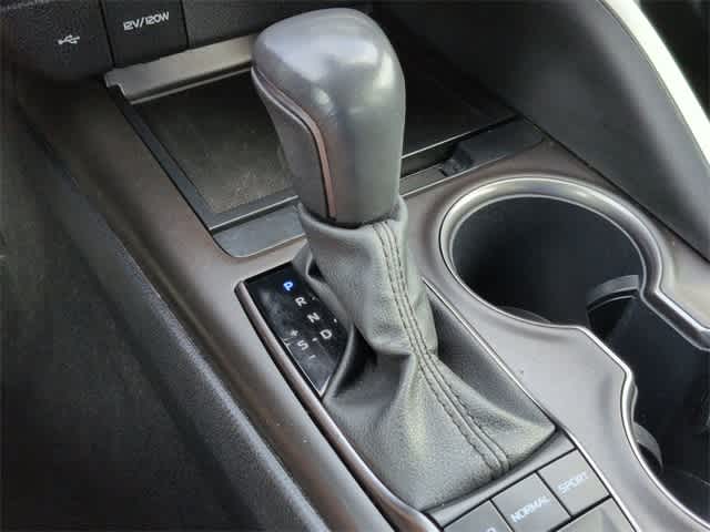 Thumbnail: 2024 Toyota Camry - 32