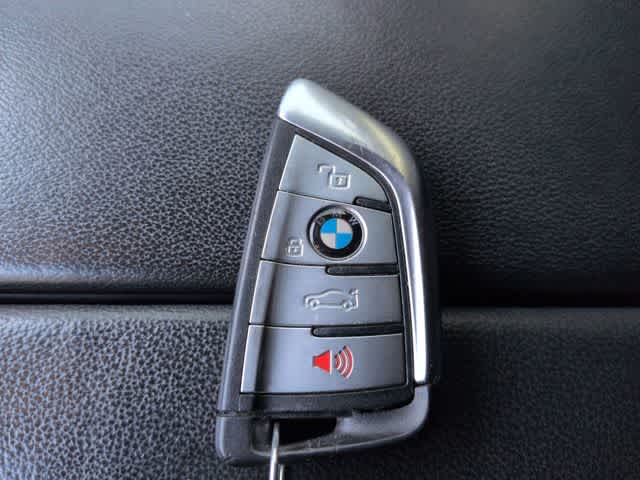 Thumbnail: 2021 BMW X5 - 38