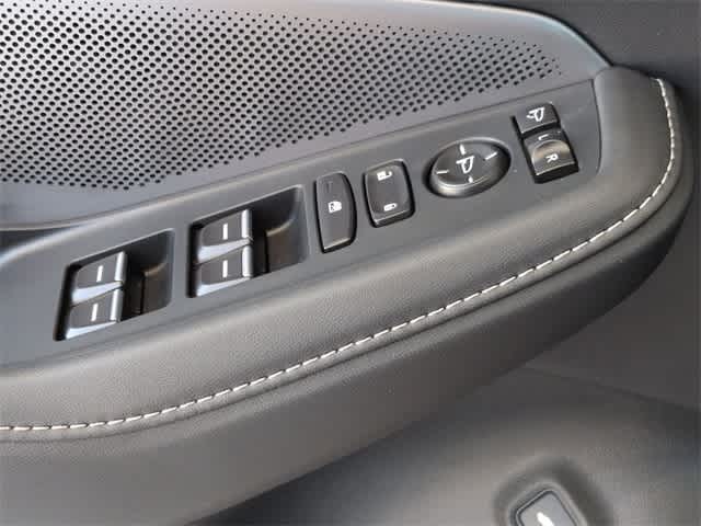 Thumbnail: 2026 Acura MDX - 42