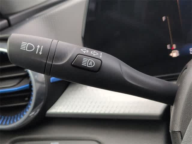 Thumbnail: 2024 Chevrolet Trax - 27