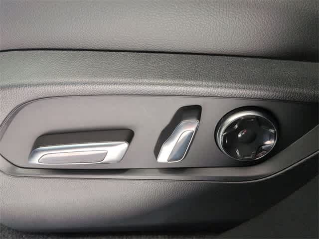 Thumbnail: 2026 Acura RDX - 18