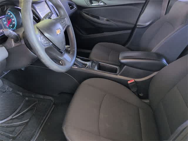 Thumbnail: 2017 Chevrolet Cruze - 17