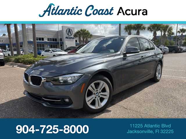 2017 BMW 3 Series 330i xDrive Sedan's photo