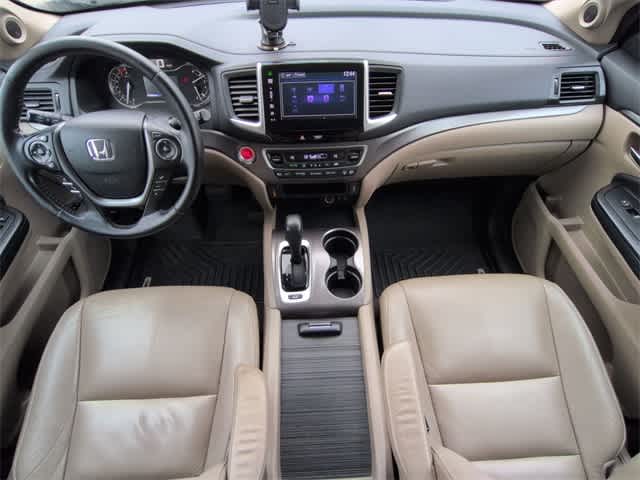 Thumbnail: 2016 Honda Pilot - 16