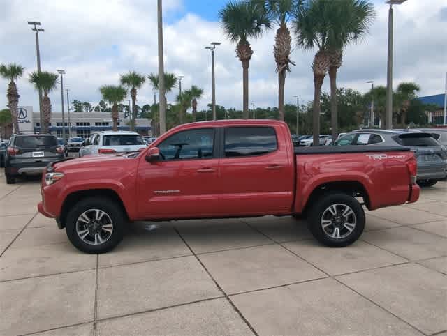 Thumbnail: 2017 Toyota Tacoma - 5