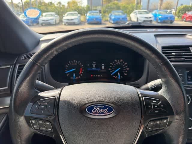 Thumbnail: 2019 Ford Explorer - 14