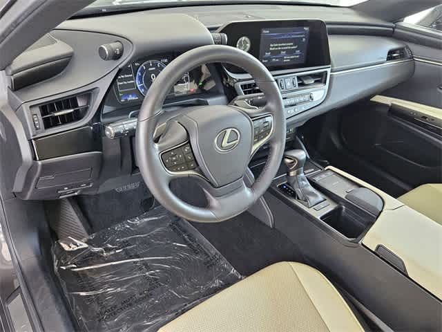 2022 Lexus ES  10