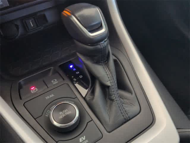 Thumbnail: 2021 Toyota RAV4 - 34