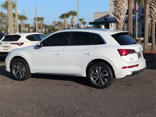 Thumbnail: 2022 Audi Q5 - 6