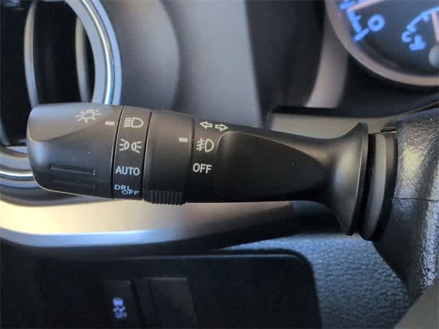 Thumbnail: 2023 Toyota Tacoma - 27