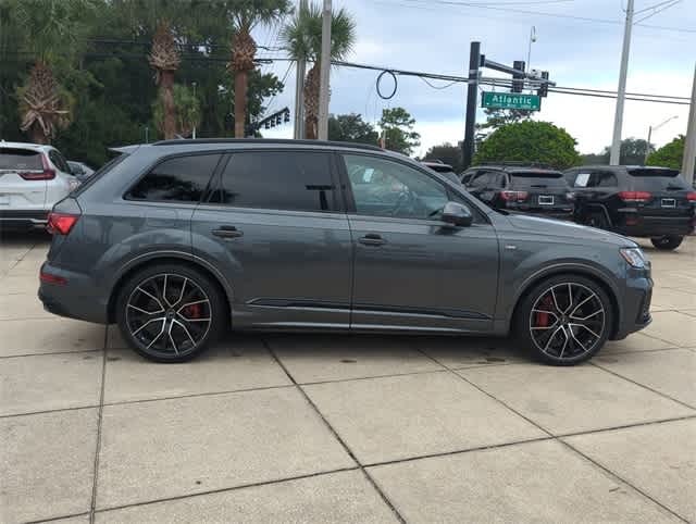 Thumbnail: 2024 Audi Q7 - 9