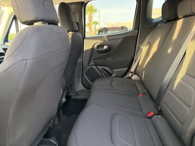 Thumbnail: 2021 Jeep Renegade - 14