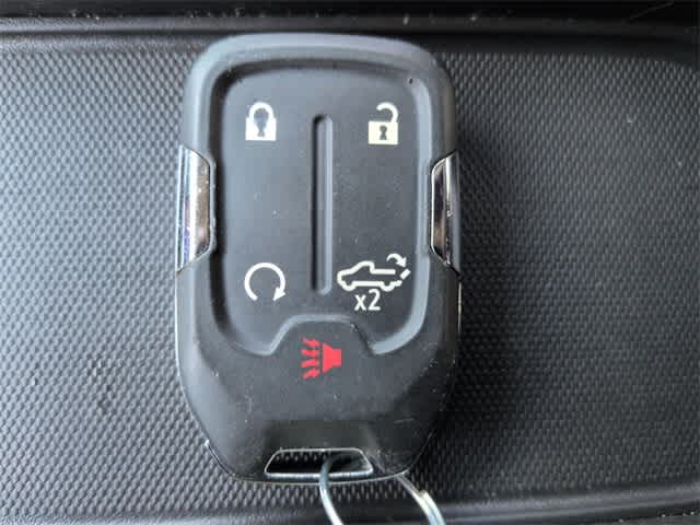 Thumbnail: 2019 Chevrolet Silverado 1500 - 36