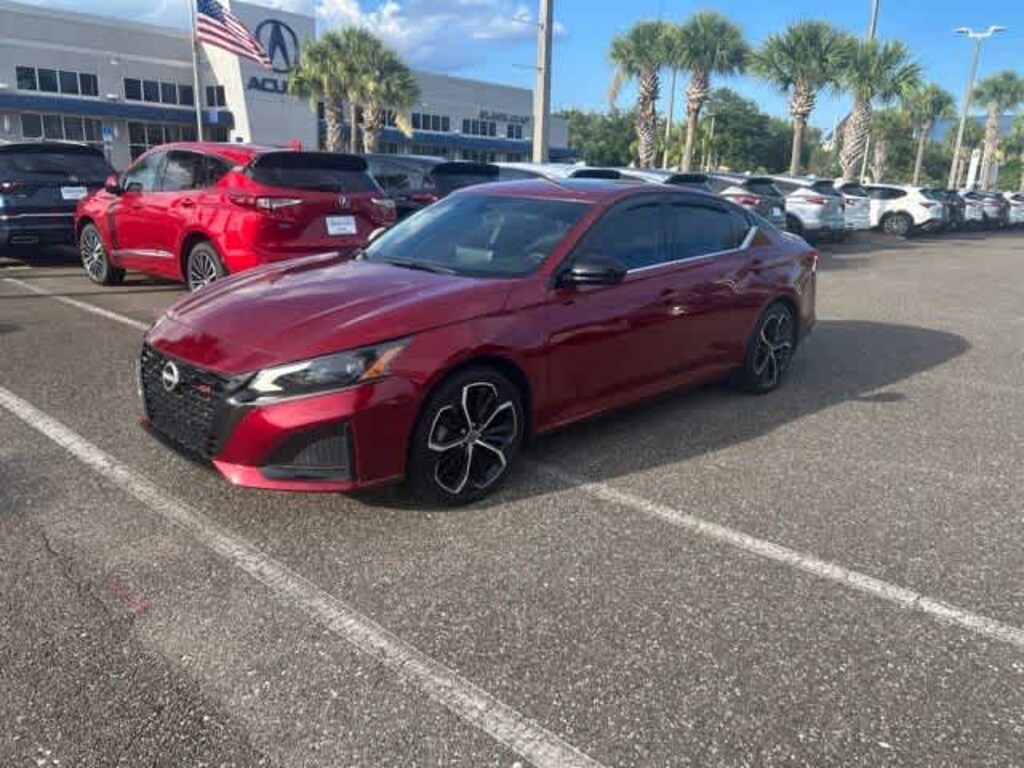 Used 2023 Nissan Altima 2.5 SR Sedan