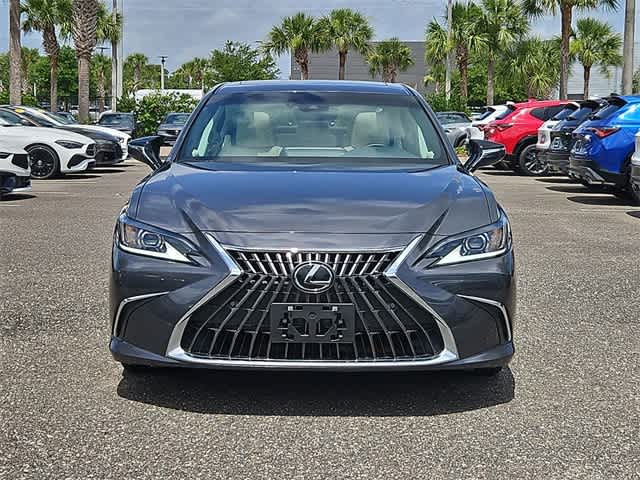 2022 Lexus ES  3
